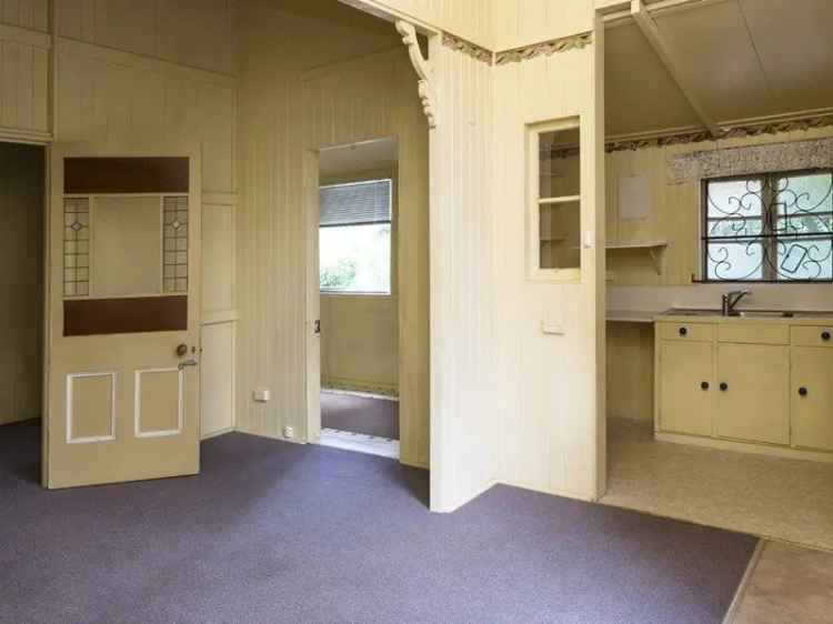 One Bedroom Studio – Ascot House Newtown