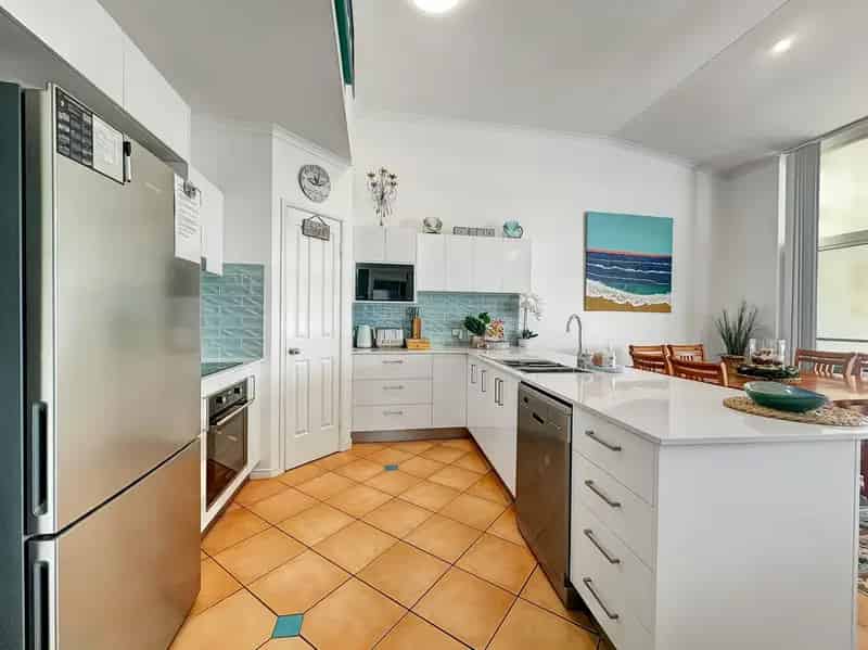 Fully Furnished Unit in Prime Maroochydore Location!