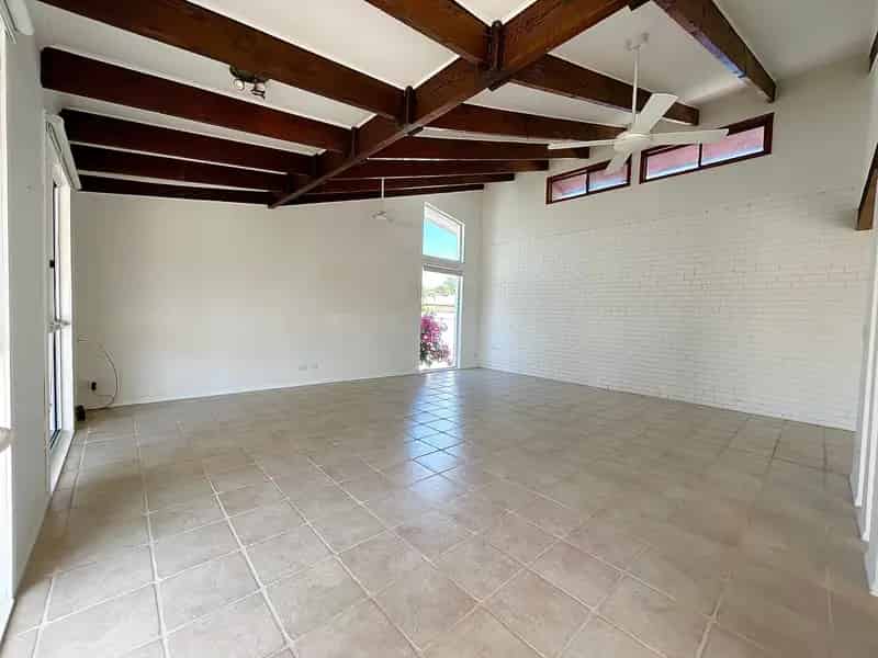 Waterfront House In Burleigh Waters!
