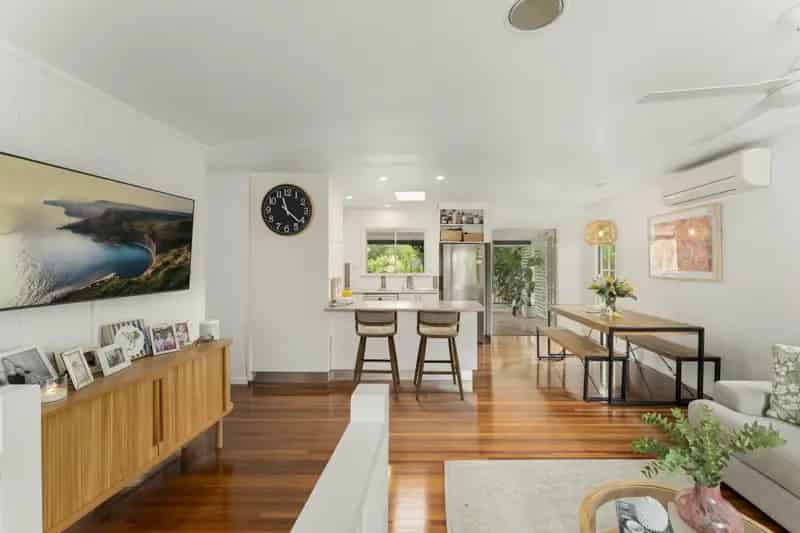 House For Sale , 9, Pirrie Street, City of Brisbane, Queensland