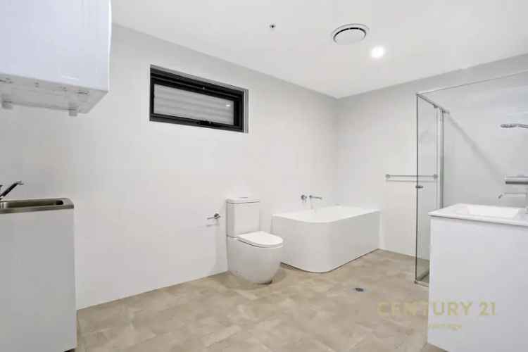 Luxury Apartment For Lease in Toongabbie NSW