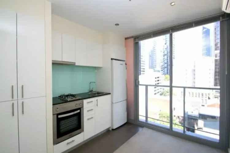 2 Bedroom 2 Living Area Unit Melbourne