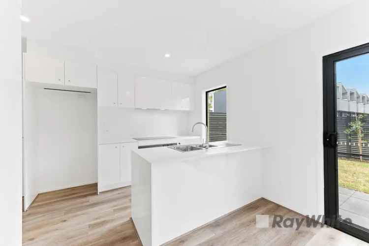 Brand New 4-Bedroom Townhouse in Springvale South