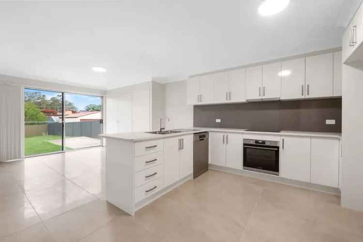 4 Bed Home in Freemans Reach - Modern Renovation