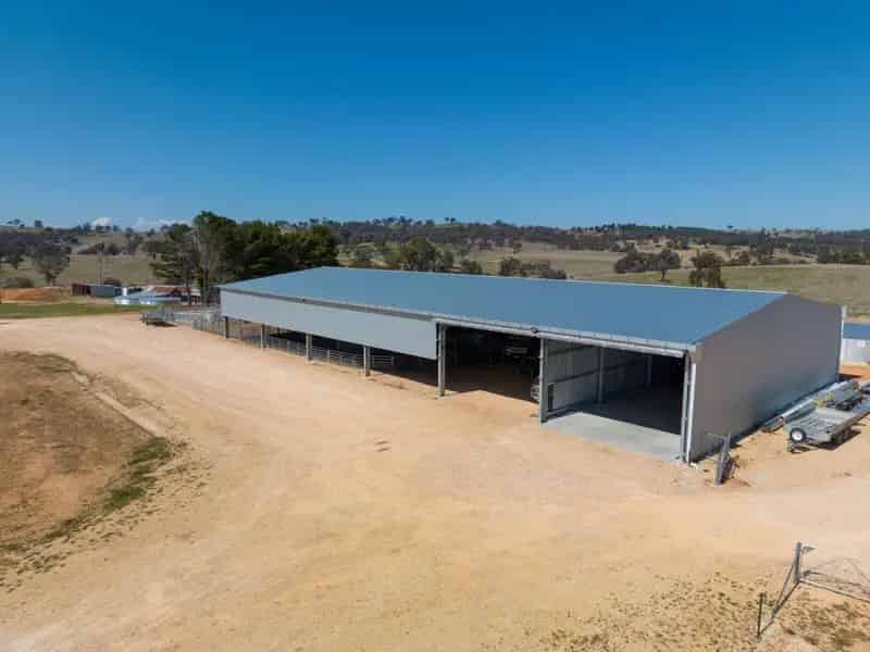 Buy rural property in central tablelands with large shed and house site