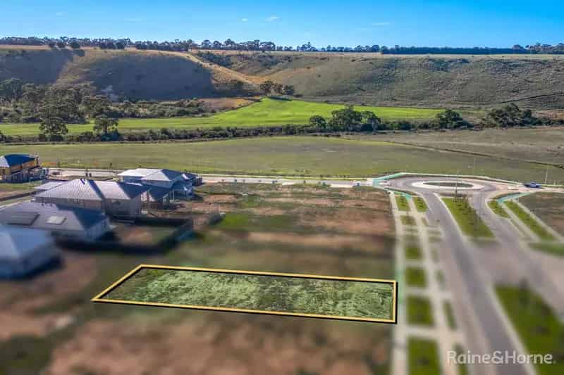 Buy Land in Sunbury with Scenic Mountain Views