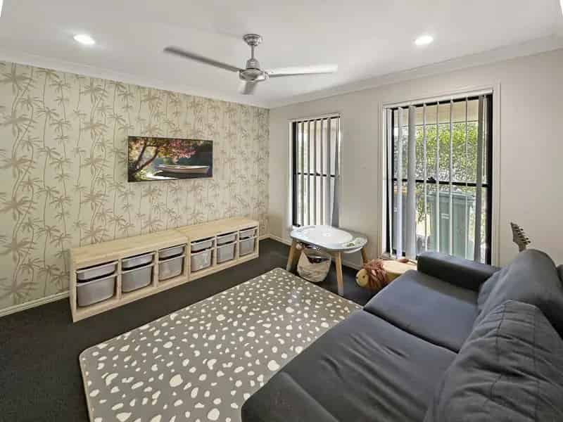 Real Estate For Lease - 21 Conestoga Way - Upper Coomera , QLD