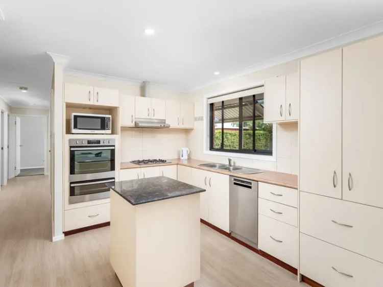 House For Sale in Bunbury, Western Australia