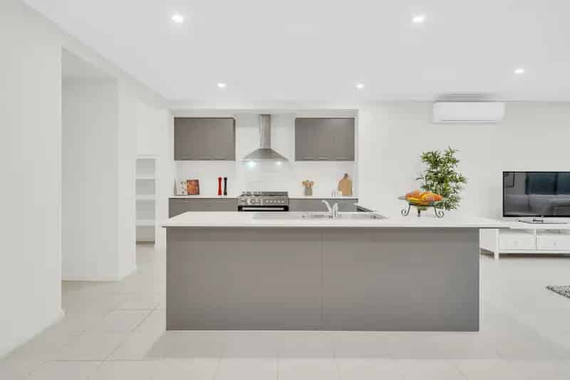House For Sale , 25, Eaglemont Way, Melbourne, Victoria