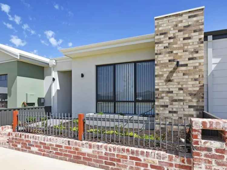 House For Sale in City of Swan, Western Australia