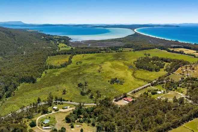 Land For Sale in 1, Nepean Highway, Melbourne, Victoria