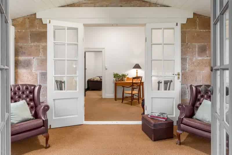 Hampton Court ~ 7 Market Place, Berrima