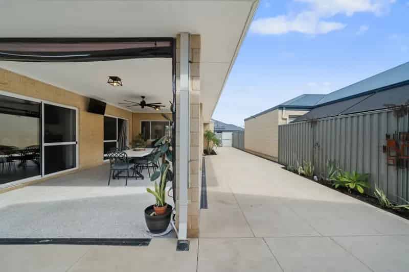 House For Sale , Shire of Murray, Western Australia