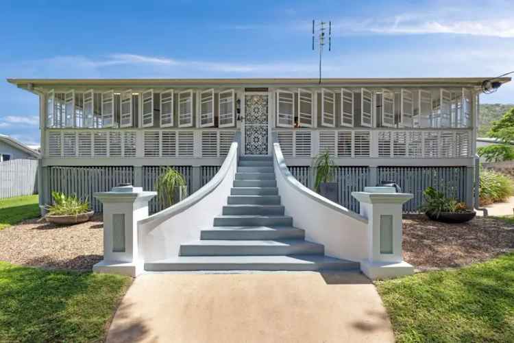 Wirrianda - Restored Queenslander Home with Modern Amenities