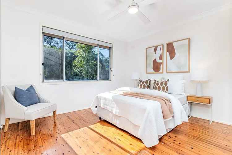 4 rooms house of 274 m² in Sydney