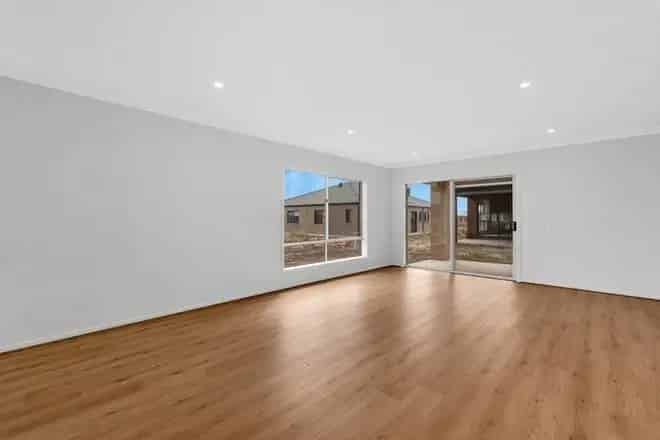 House For Sale , 7, Marengo Street, Moe, Victoria