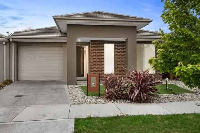 House For Sale , 9, Mia Street, Ballarat, Victoria