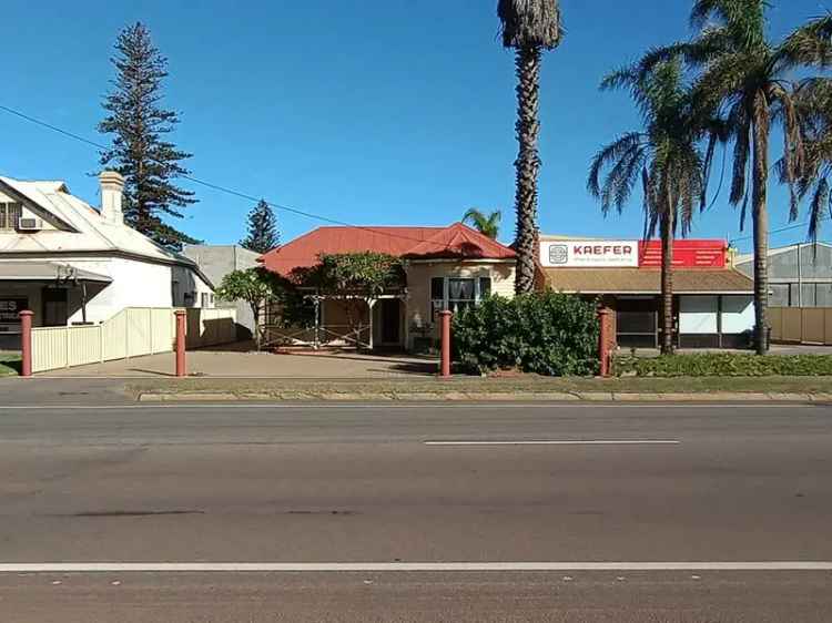 House For Sale in Geraldton, Western Australia