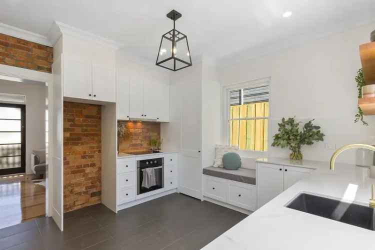 House For Sale in Hobart, Tasmania