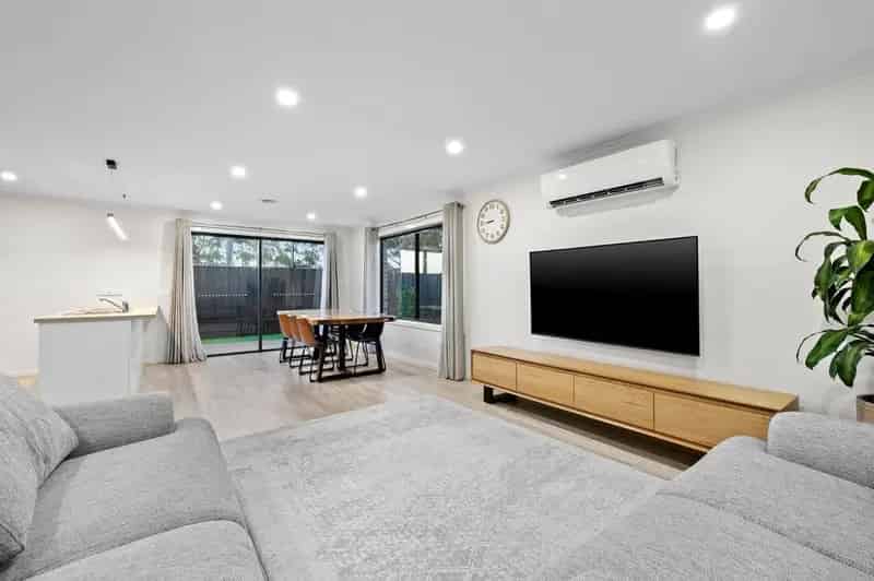 Contemporary family oasis