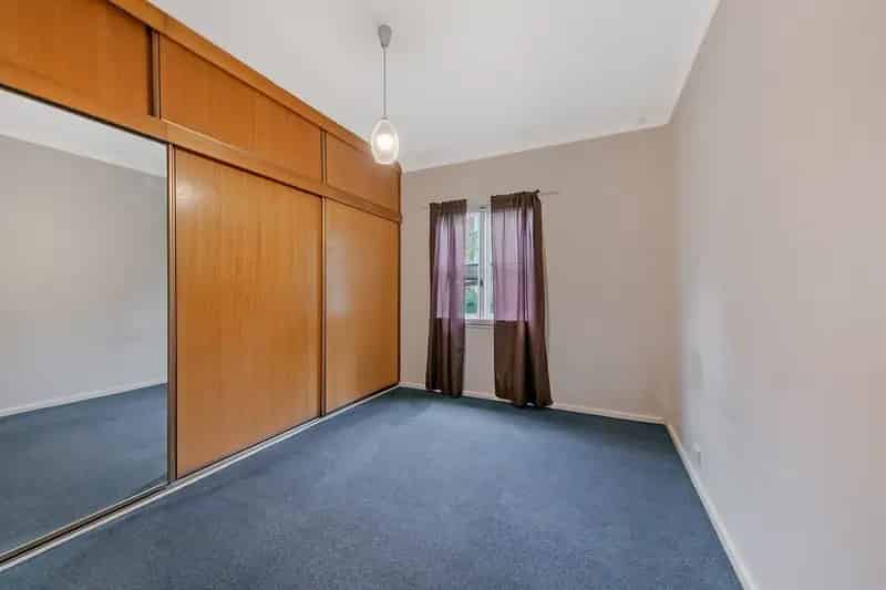 Lease Four Bedroom Home in Asquith with Modern Features