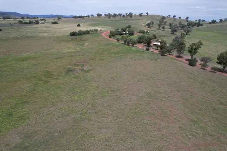 Rural Lifestyle Property with Horse Facilities - 44.42 Hectares