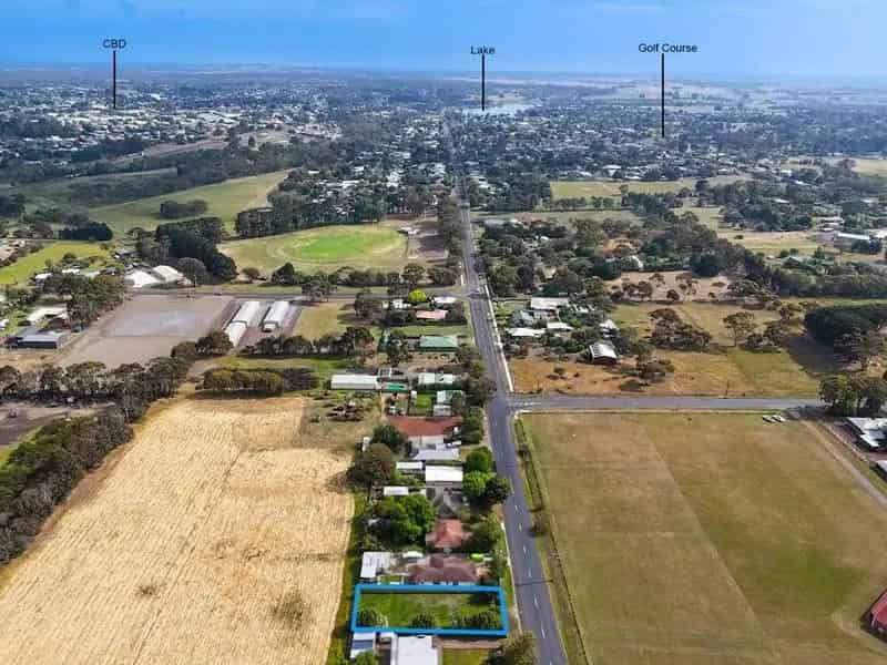 Build Your Dream Home on an Excellent Block near CBD and Parks