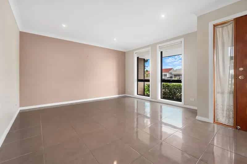 Real Estate For Lease - 42 Drummond Street - South Windsor , NSW