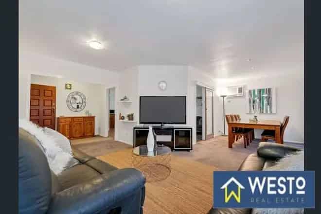 House For Rent , 31, Claremont Crescent, Melbourne, Victoria