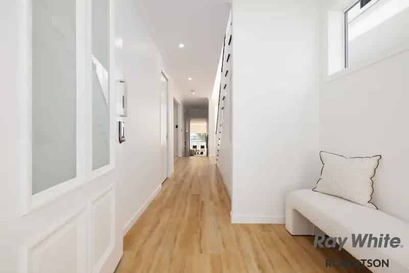 Tarragindi Treasure: A Home That Works Hard So You Don't Have To