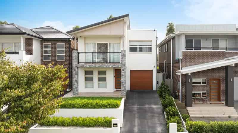 Near New Free Standing Home with NO Strata Levies!!!
