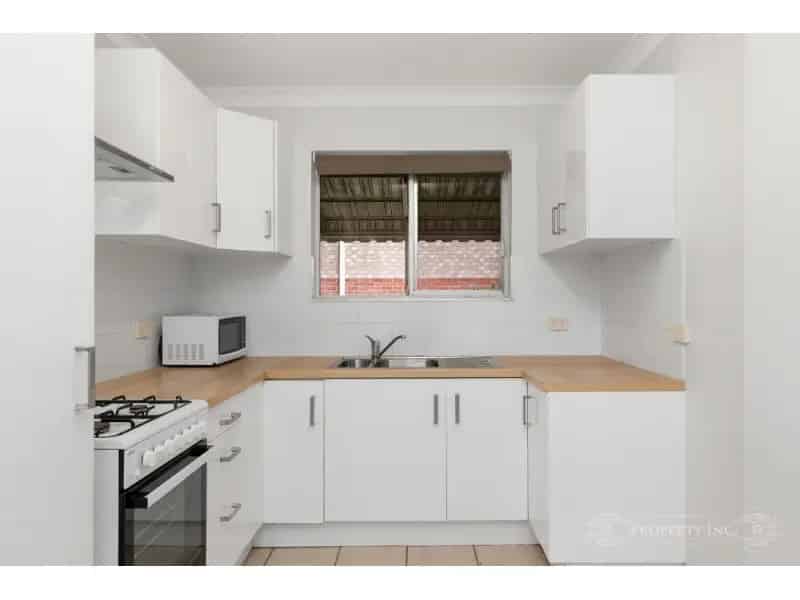 Recently Renovated 3 Bedroom Unit Available Now!