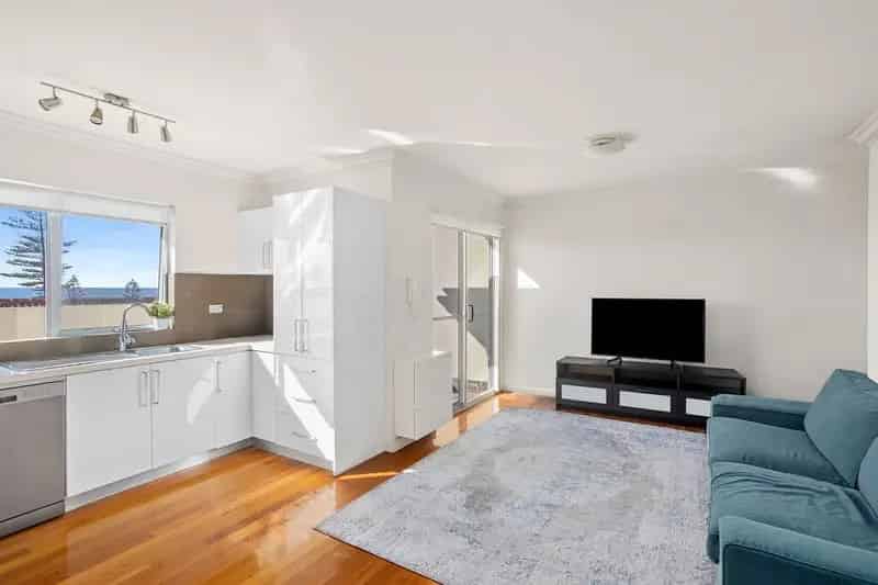 Apartment For Sale - 8/10 Crown Street, Wollongong NSW 2500
