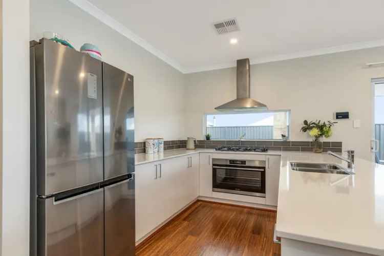 Modern 4-Bedroom Jindalee Home - 2021 Build