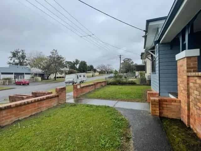 Real Estate For Lease - 12 Marsh Street - West Kempsey , NSW