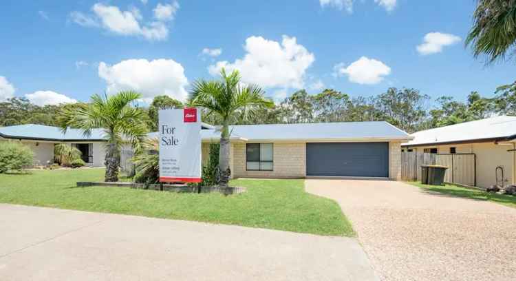 Family Home in Clinton QLD 4 Bed 2 Bath Double Garage Large Backyard