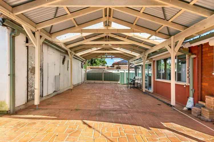 Real Estate For Lease - 36 Brenda Street - Ingleburn , NSW