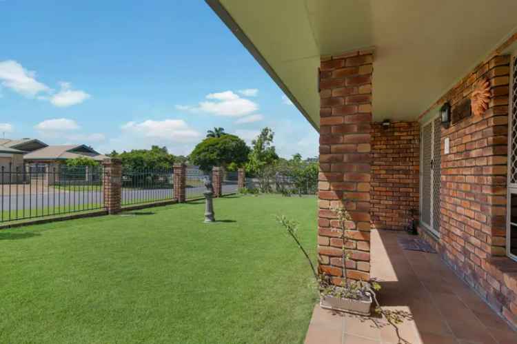 Immaculate Lowset Home in Boondall 3 Beds 2 Baths Huge Alfresco