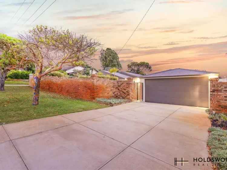 House For Sale in City of Stirling, Western Australia