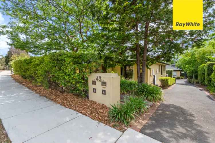 Refined Turner Townhouse Near ANU and CSIRO