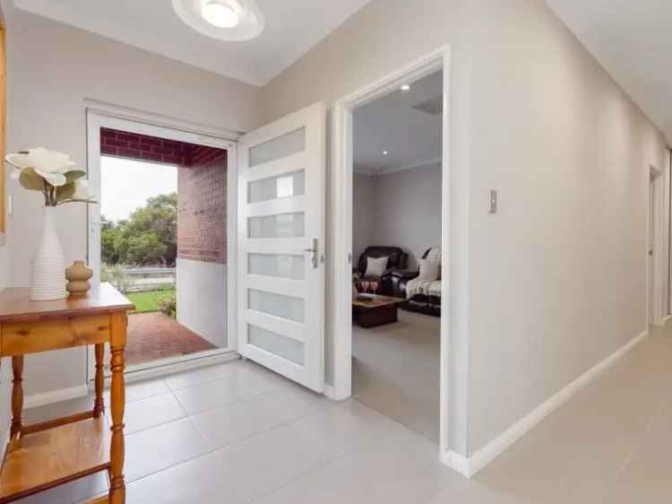 House For Sale in City of Swan, Western Australia