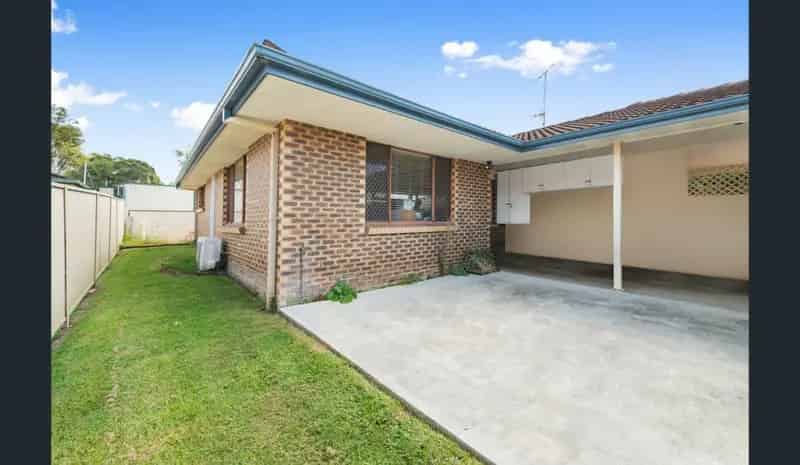 3 rooms house of 265 m² in Gold Coast City