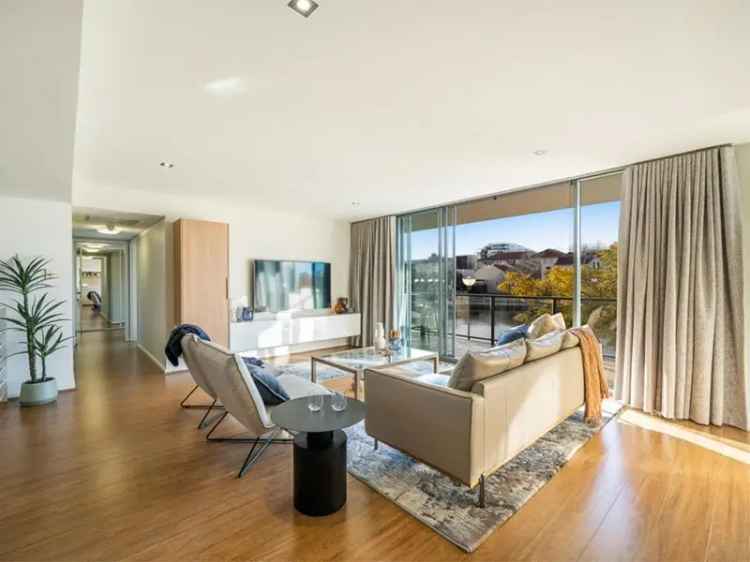 Apartment For Sale in Perth, Western Australia