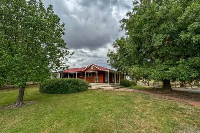 Rural property For Sale , 768, North Creek Road, Shire of Mansfield, Victoria