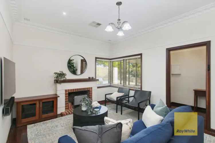 Family Home Floreat Park Shenton College Catchment Pool Entertaining