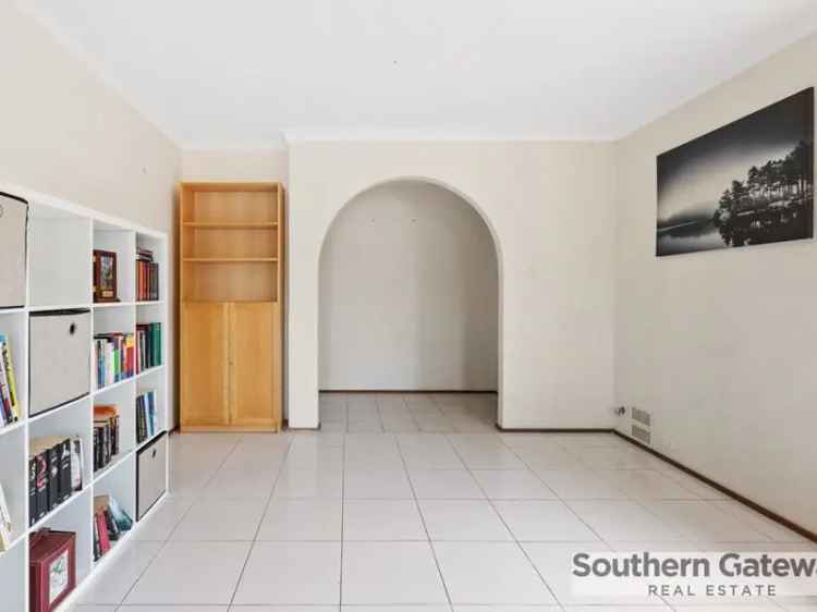 House For Sale in City of Kwinana, Western Australia