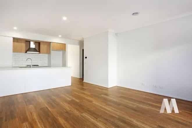 House For Rent , 6, Viola Drive, Melbourne, Victoria