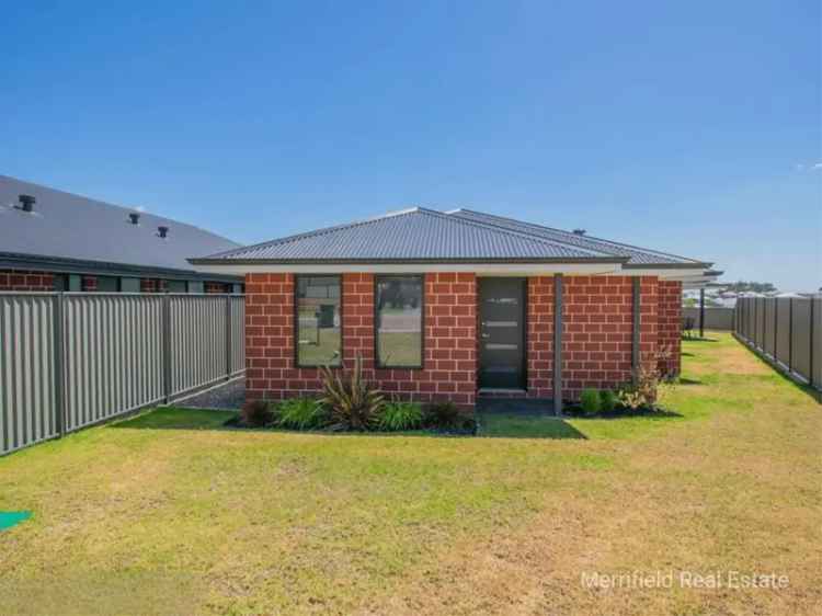 Bayonet Head Home Dual Frontage Easy Care Fully Fenced