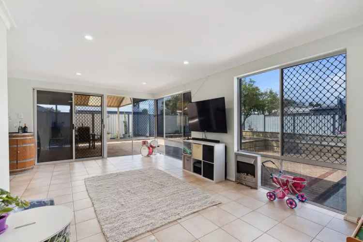 House For Rent in City of Gosnells, Western Australia