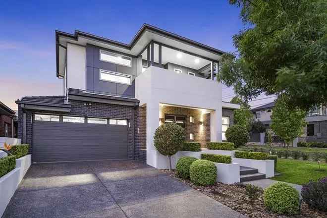 House For Sale in Melbourne, Victoria